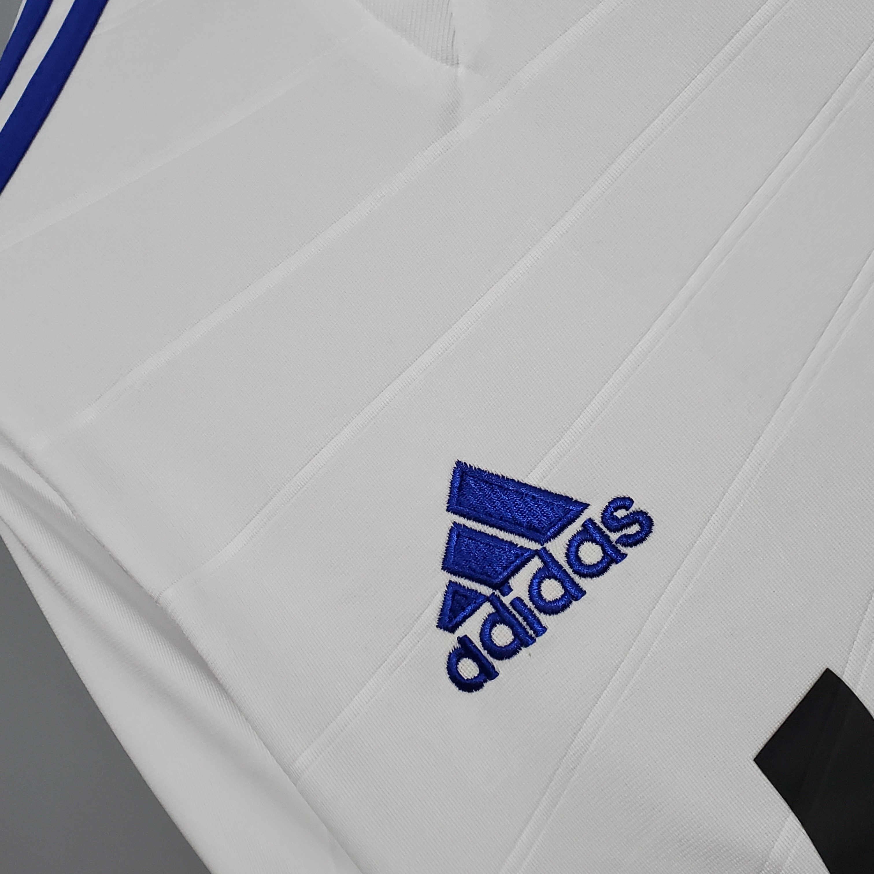 Real Madrid 2010 - 2011 Home Jersey Long-Sleeved