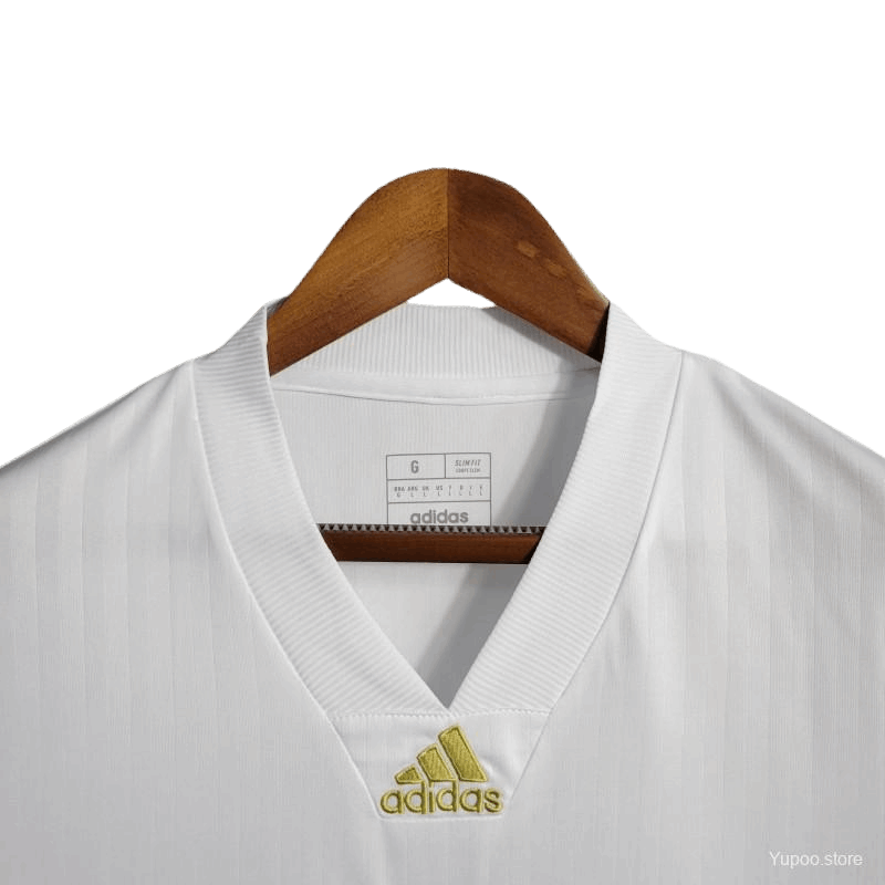 23-24 Juventus White Icon Embroidery Logo Special Edition Kit - Fan Version
