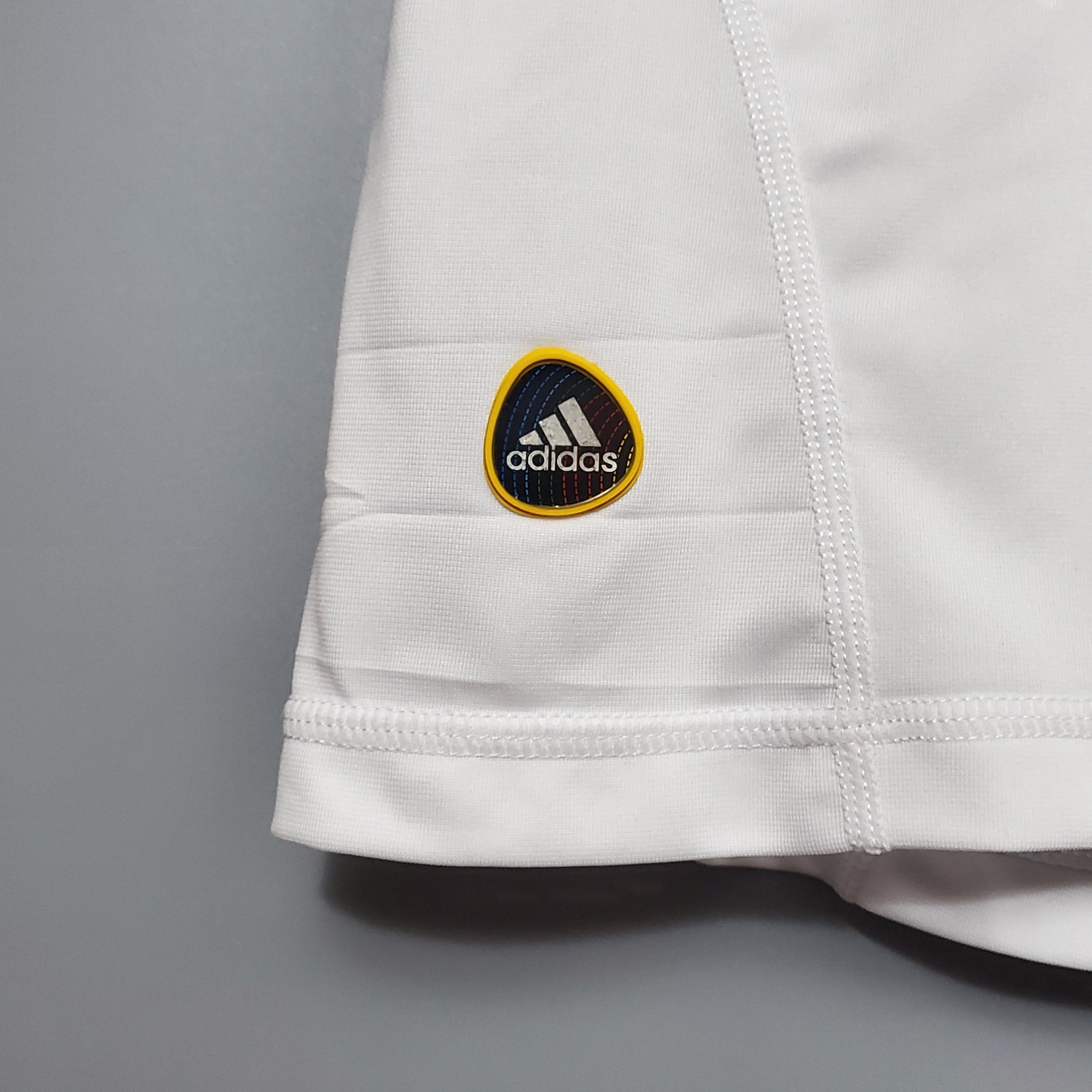 Real Madrid 2010 - 2011 Home Jersey