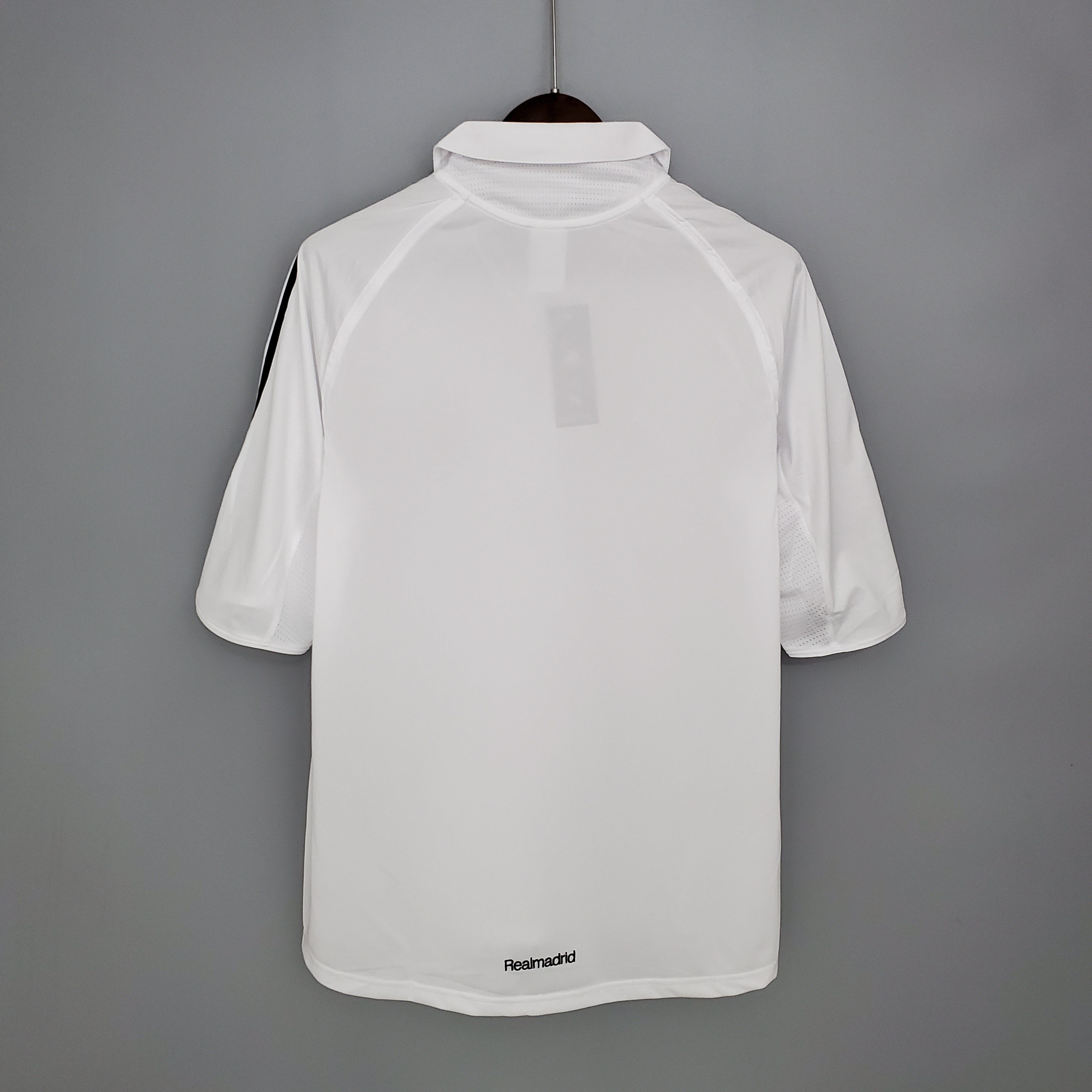 Real Madrid 2005 - 2006 Home Jersey