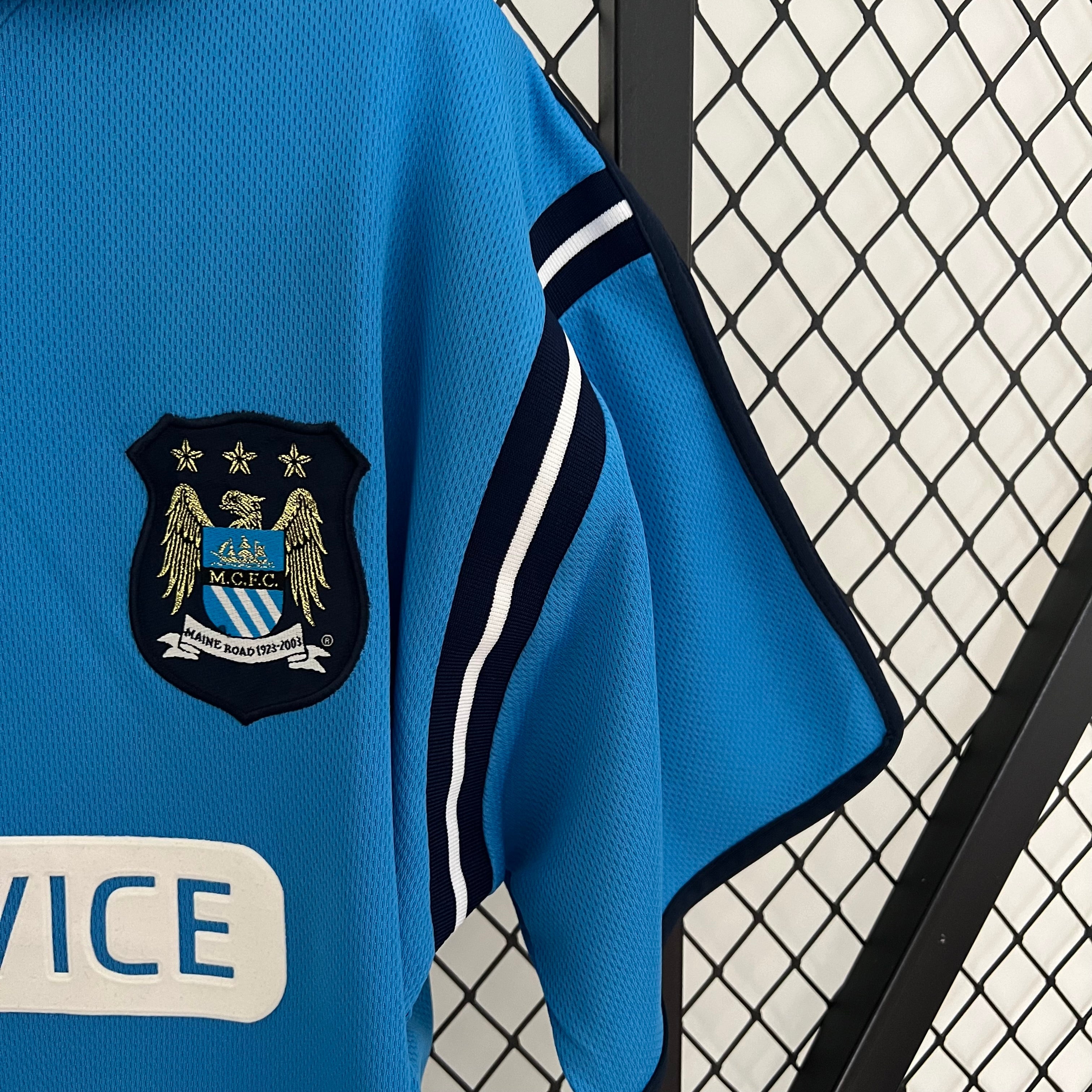 Manchester City 2002 - 2003 Home Jersey