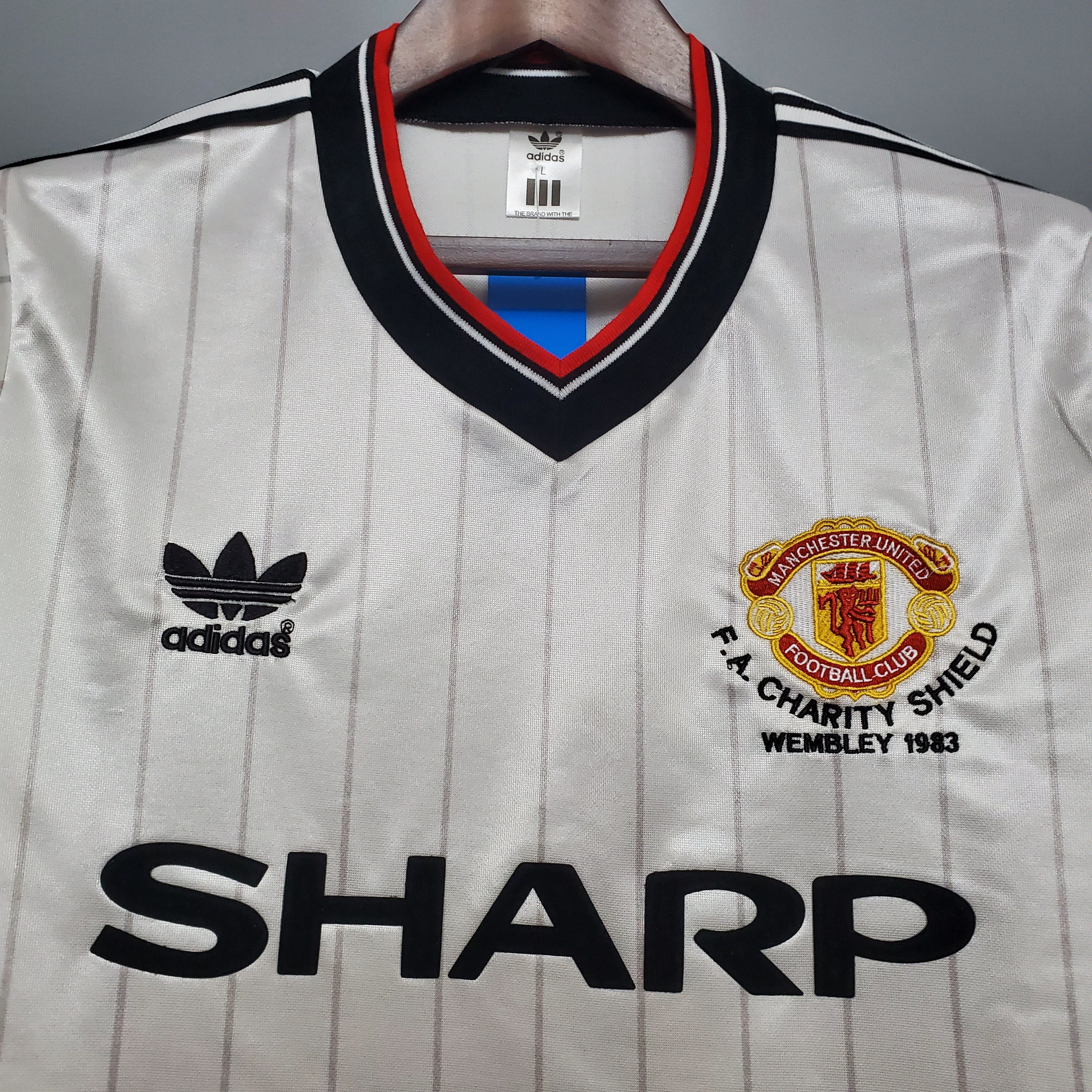Manchester United 1982 - 1984 Away Jersey