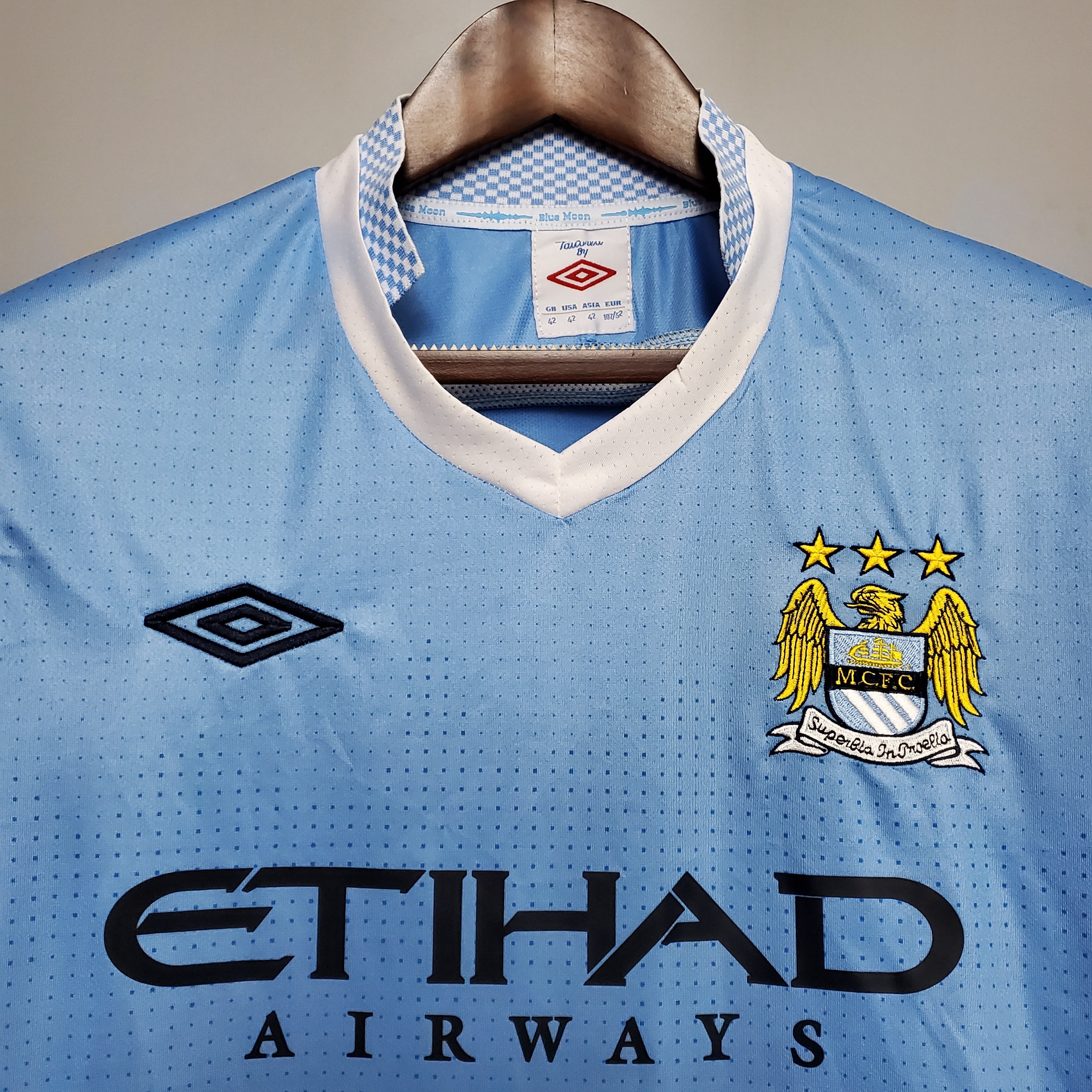 Manchester City 2011 - 2012 Home Jersey
