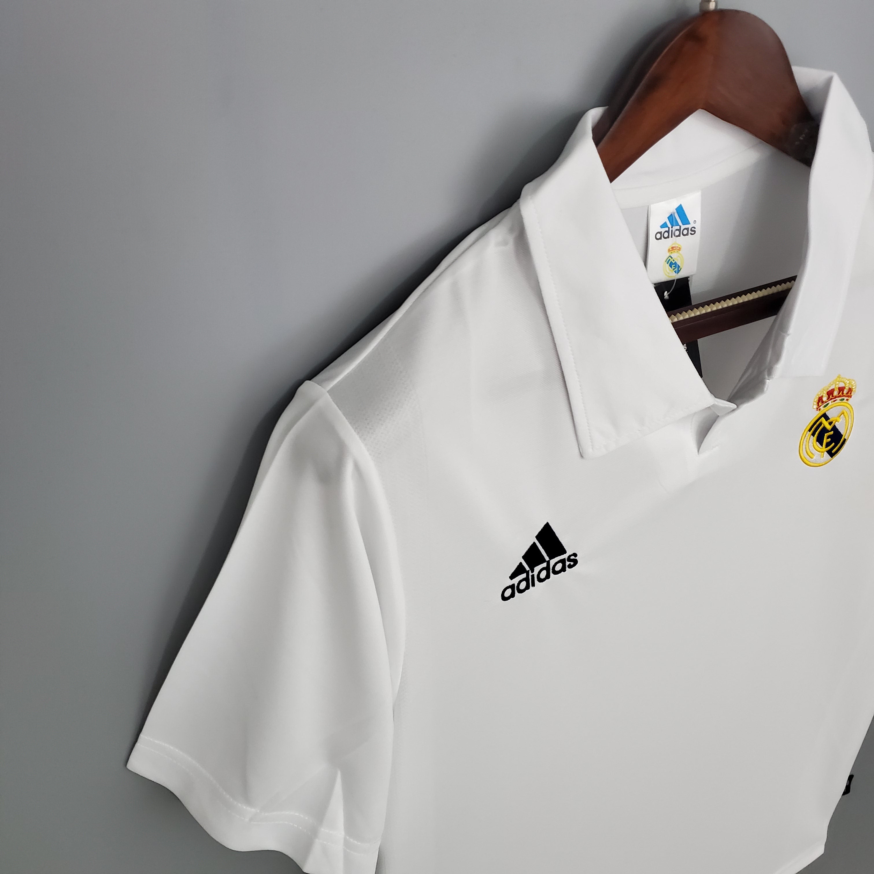 Real Madrid 2002 - 2003 Home Jersey