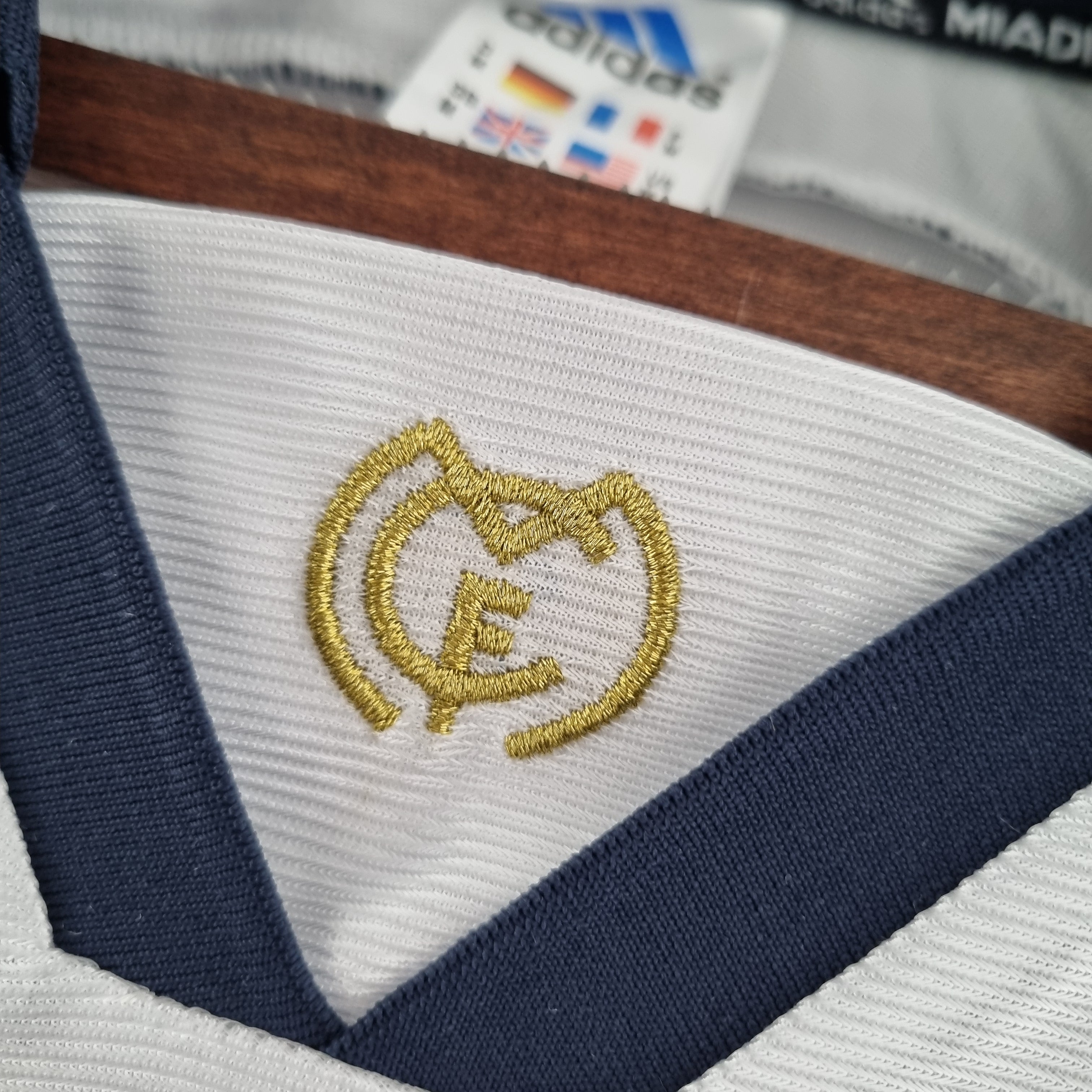 Real Madrid 2000 - 2001 Home Jersey