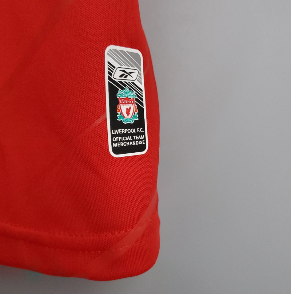 Liverpool 2005 - 2006 Home Jersey