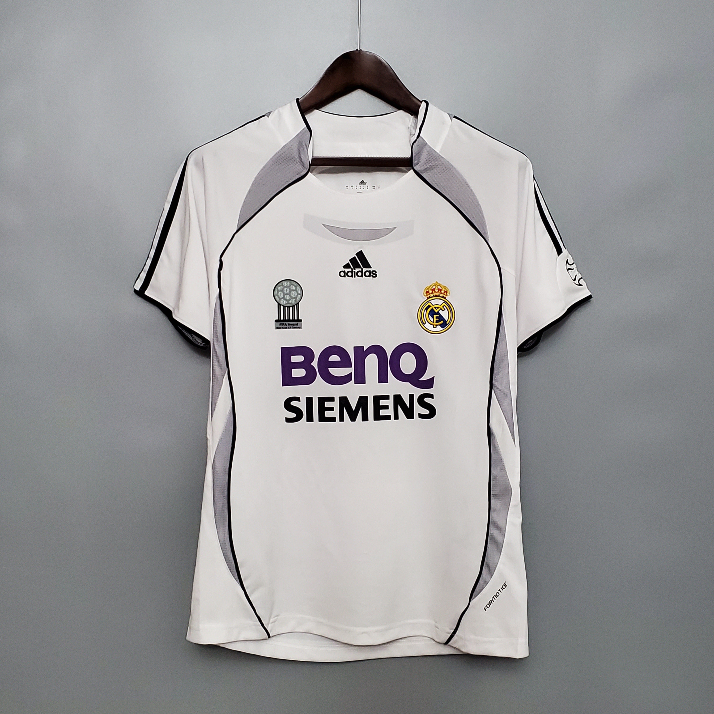 Real Madrid 2006 - 2007 Home Jersey