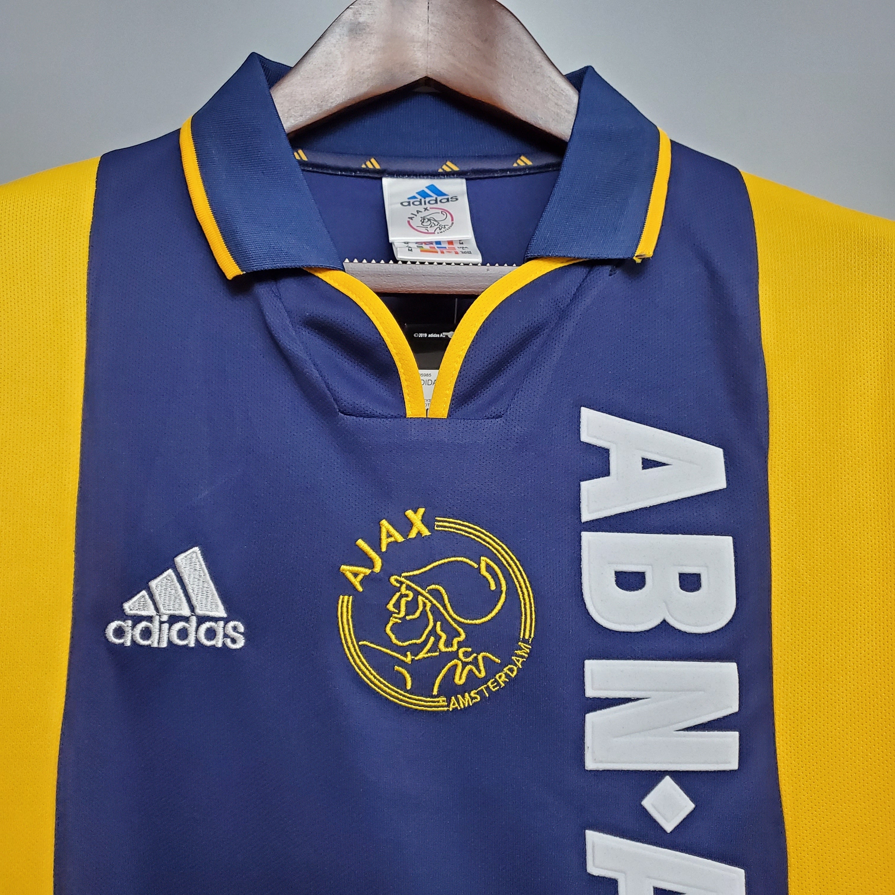 Ajax - 2000 - 2001 Away Jersey