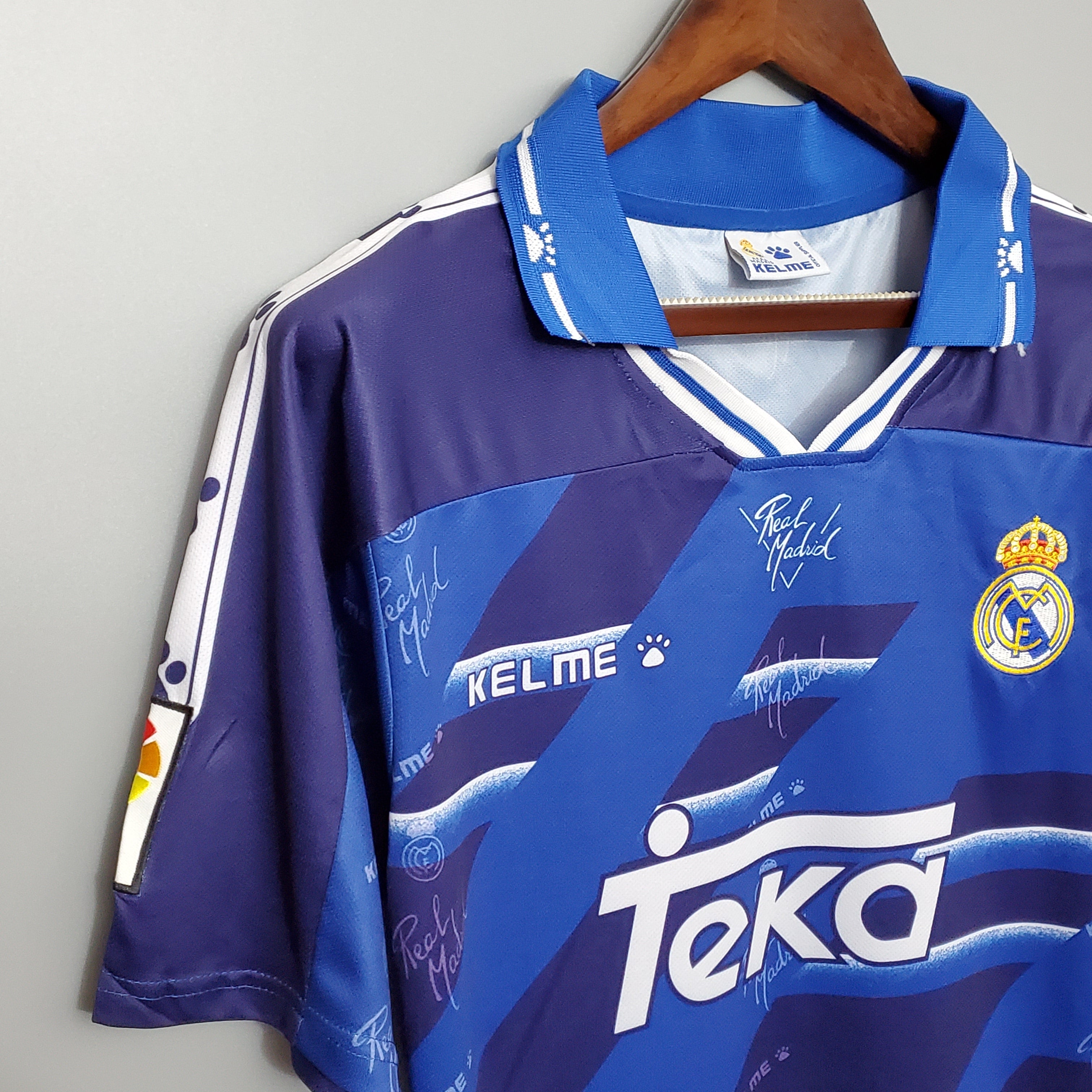 Real Madrid 1995 - 1996 Away Jersey