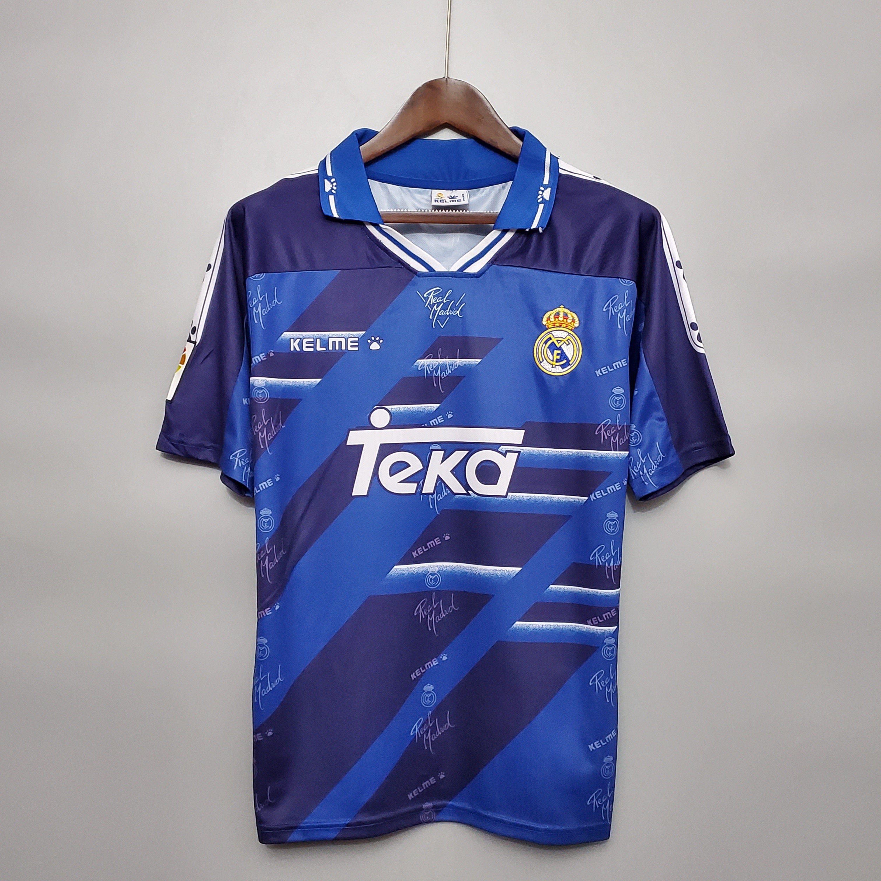 Real Madrid 1995 - 1996 Away Jersey