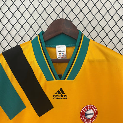 BAYERN MÜNCHEN 1994 - 1995 AWAY JERSEY