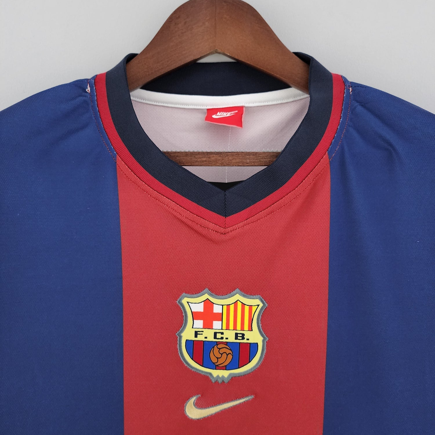 BARCELONA 1998 - 1999 HOME JERSEY