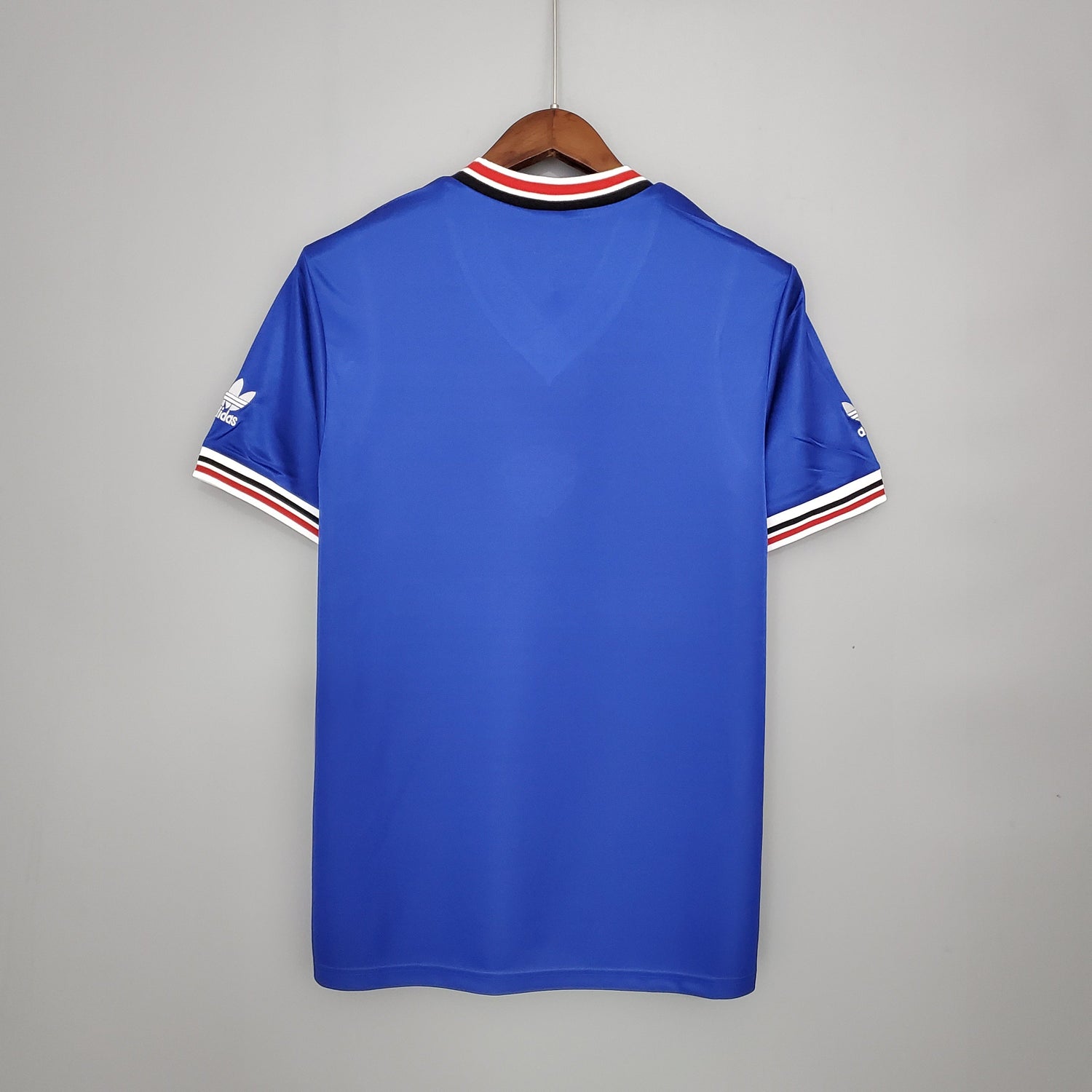 MANCHESTER UNITED 1985 - 1986 AWAY JERSEY