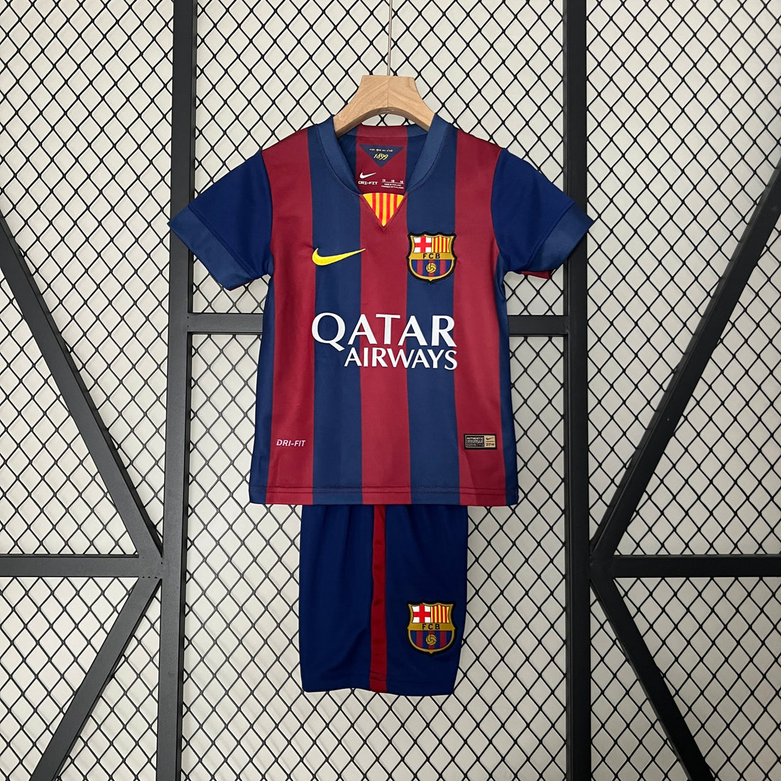 BARCELONA 2014 - 2015 HOME JERSEY FOR CHILDREN