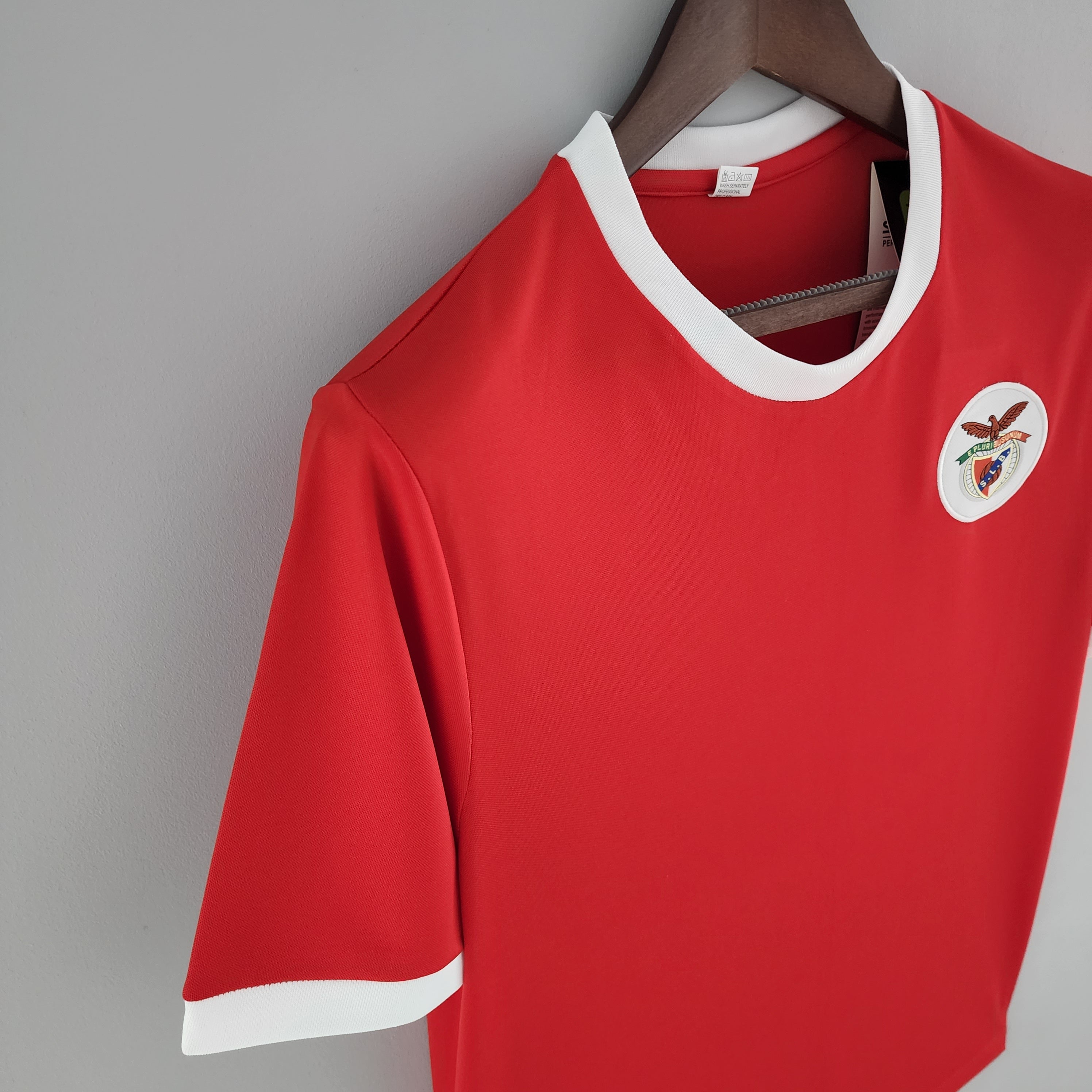 BENFICA 1973 - 1974 HOME JERSEY