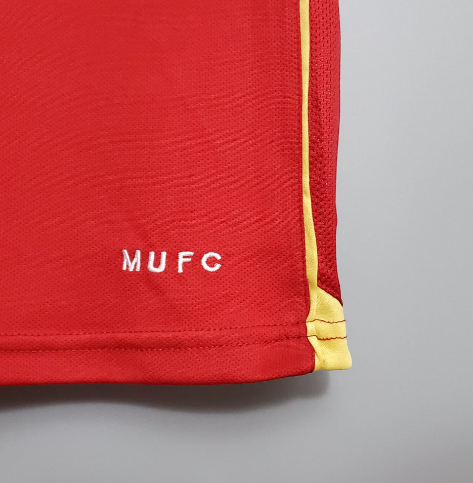 MANCHESTER UNITED 2006 - 2007 HOME JERSEY