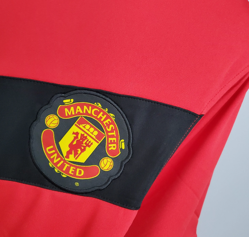 MANCHESTER UNITED 2009 - 2010 HOME JERSEY