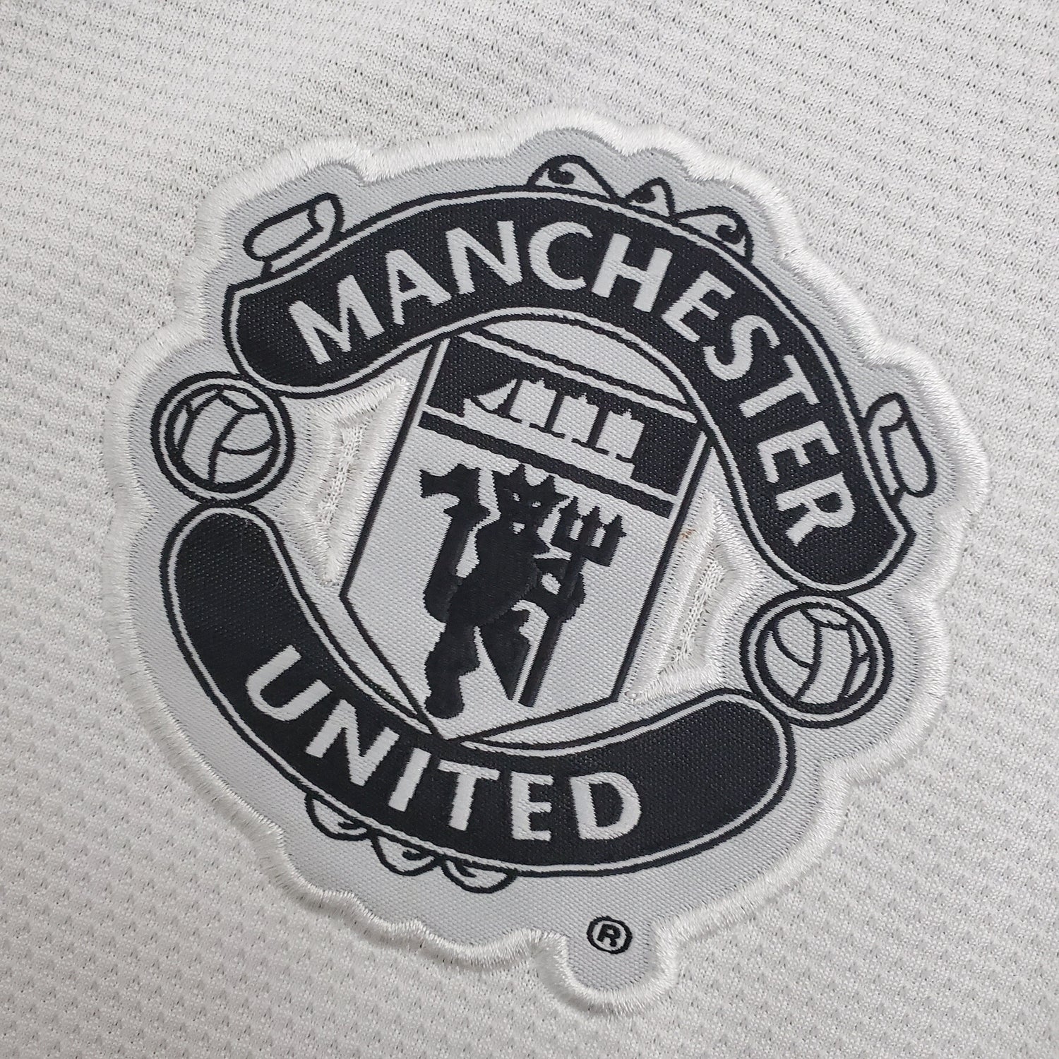 MANCHESTER UNITED 2013 - 2014 THIRD JERSEY