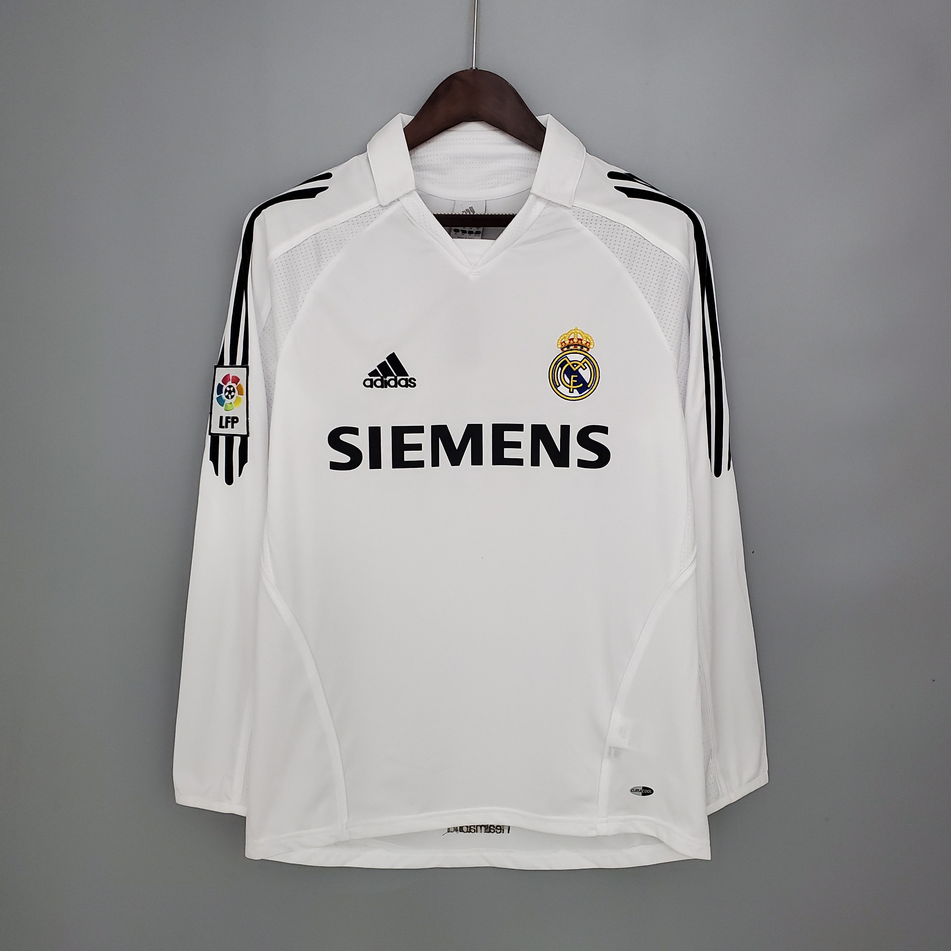 REAL MADRID 2005 - 2006 HOME JERSEY LONG-SLEEVED