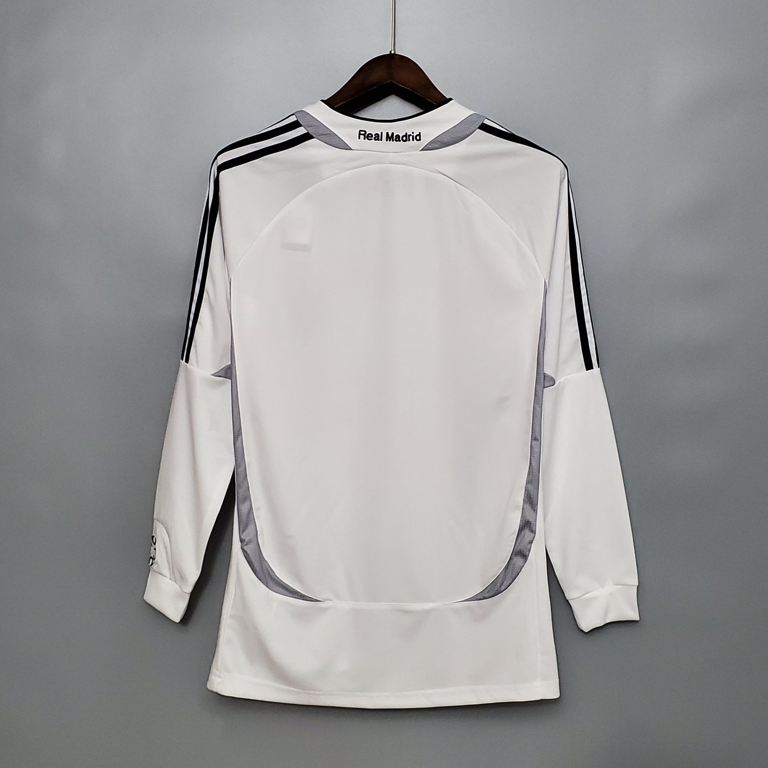 REAL MADRID 2006 - 2007 HOME JERSEY LONG-SLEEVED