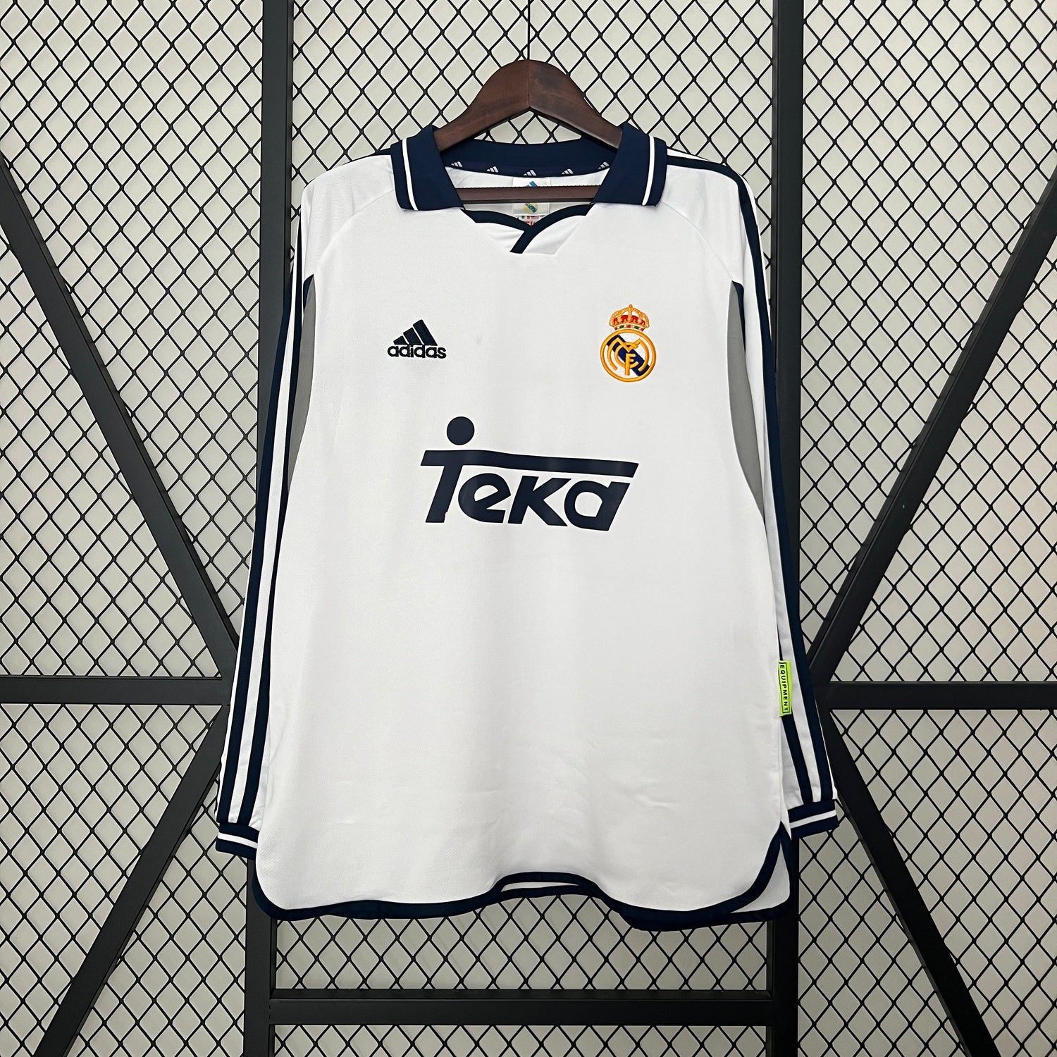 REAL MADRID 2000 - 2001 HOME JERSEY LONG SLEEVED