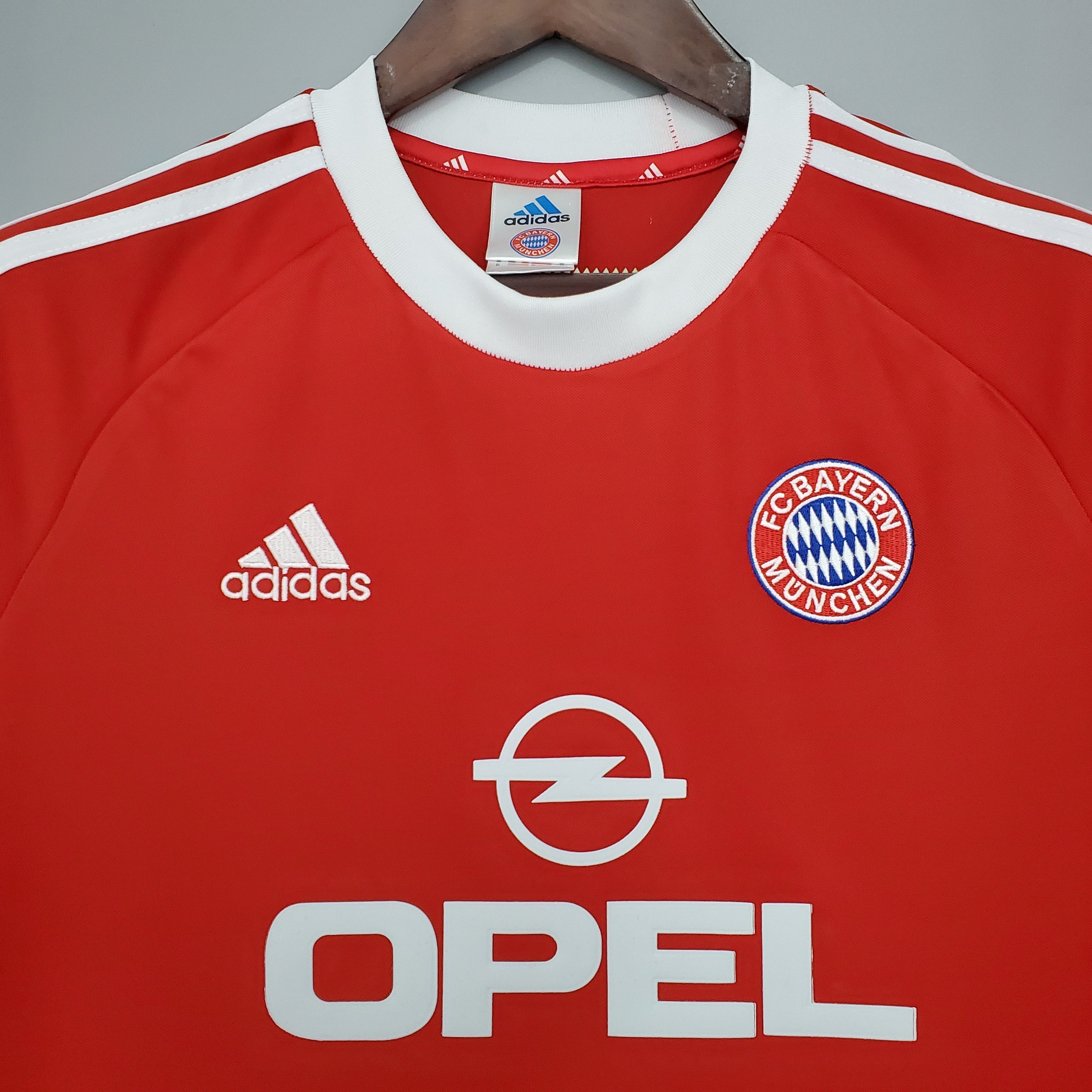 BAYERN MÜNCHEN 2000 - 2001 HOME JERSEY