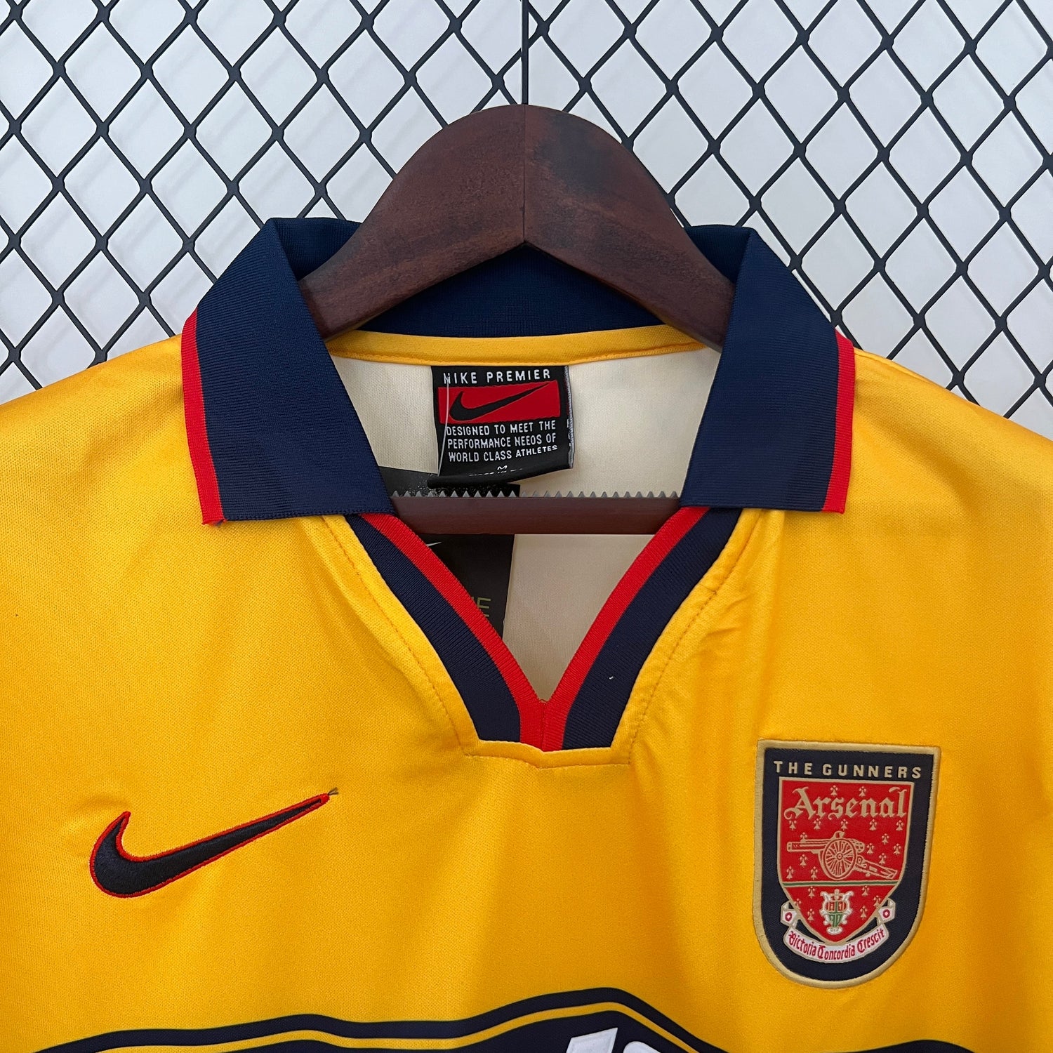 ARSENAL 1997 - 1998 AWAY JERSEY