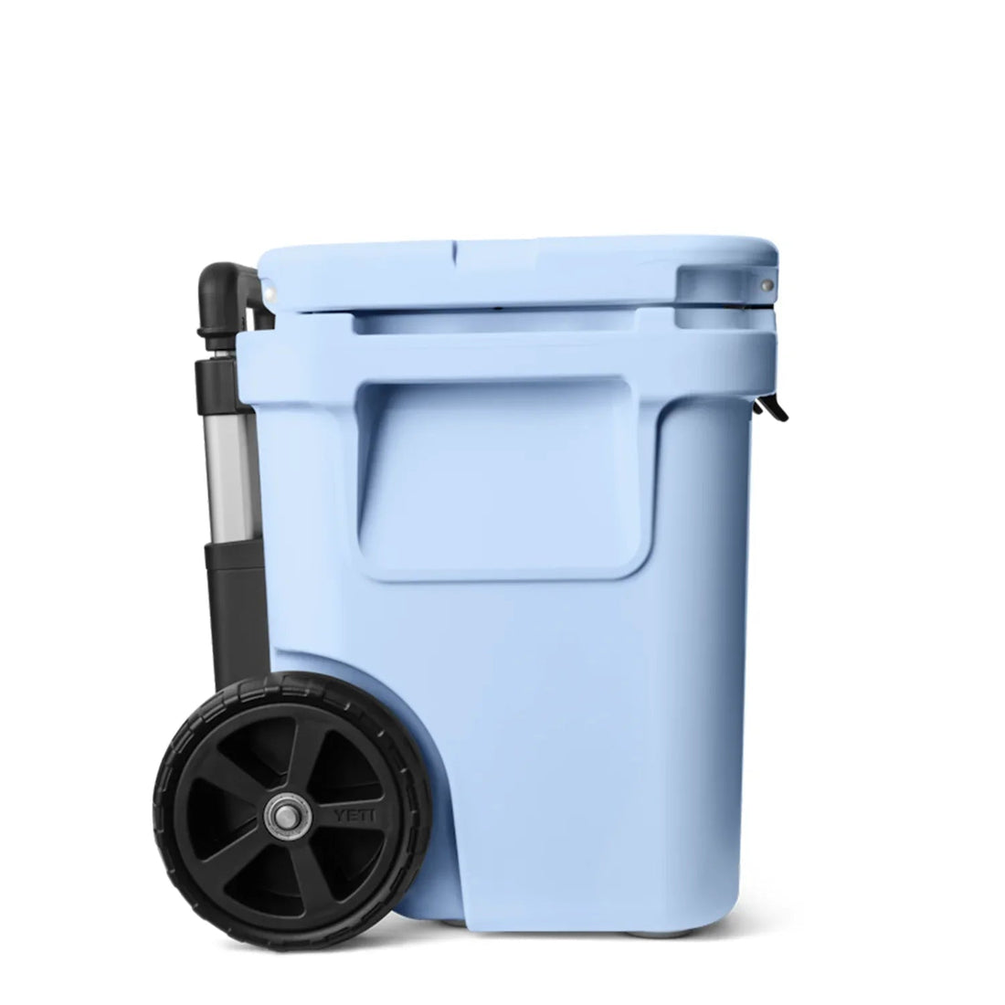 YETI Roadie 32 Wheeled Cooler, Big Sky Blue